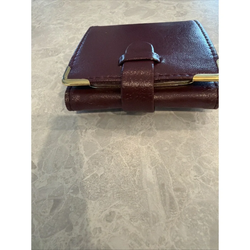 Howard Miller travel alarm
